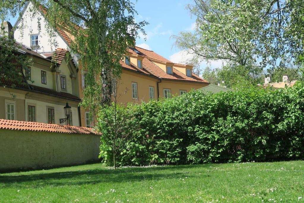 Garden Residence Prague Castle Zewnętrze zdjęcie